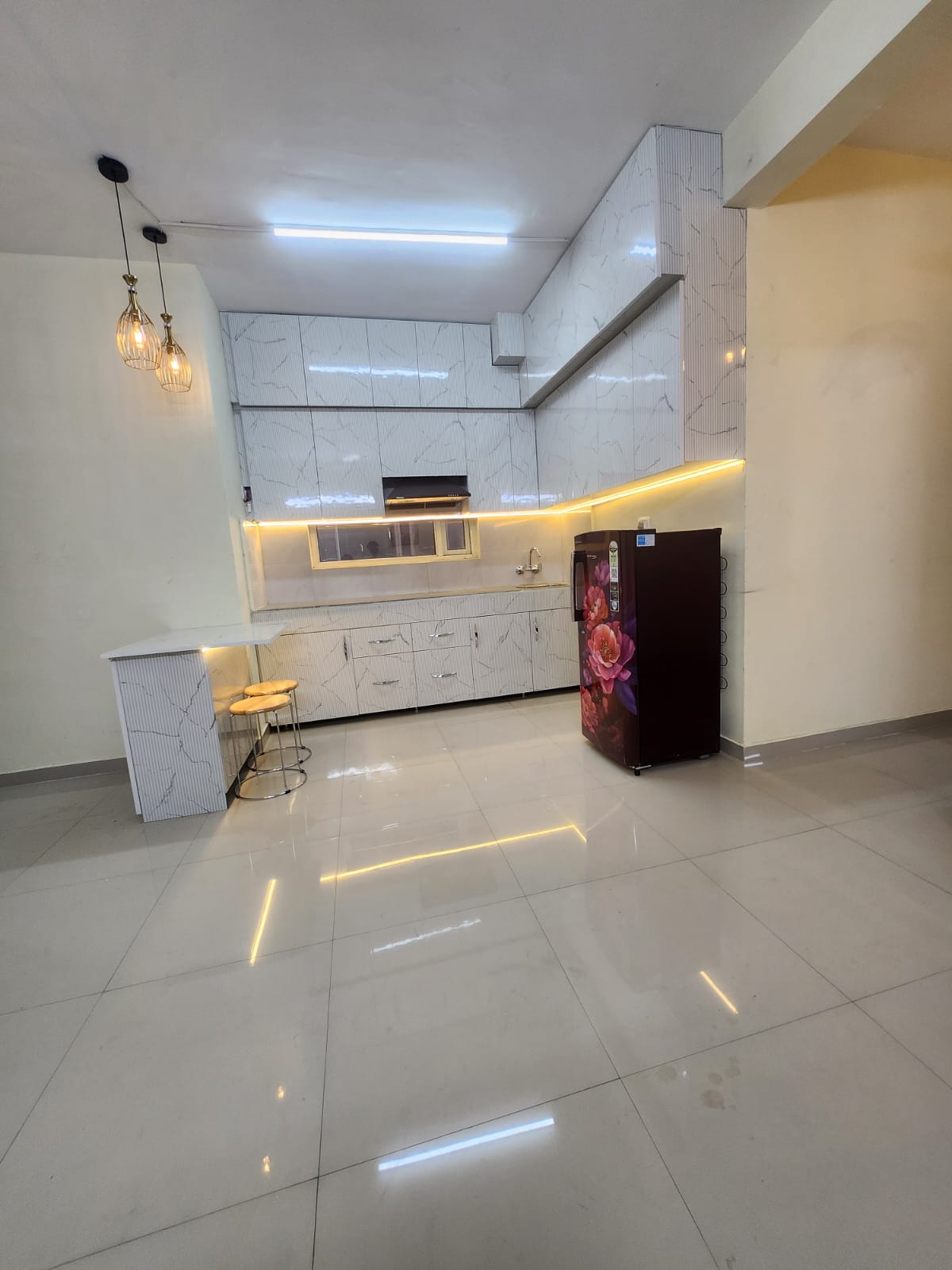 1000159386 2bhk fully Furnished